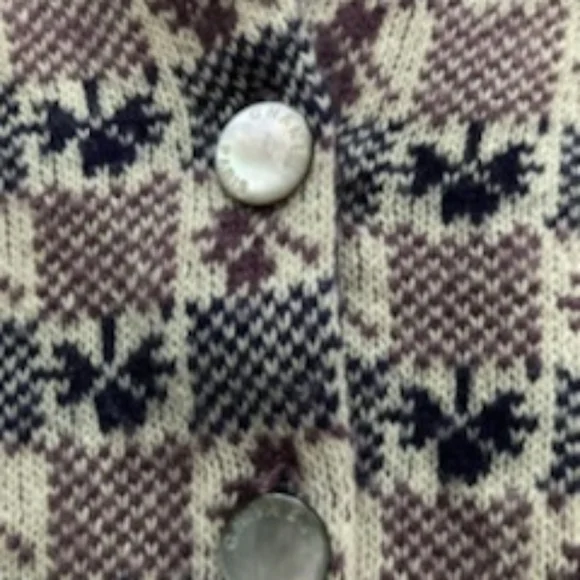 CHANEL 100% cashmere cardigan twin set